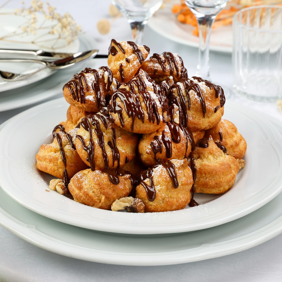Profitroli cu crema de iris