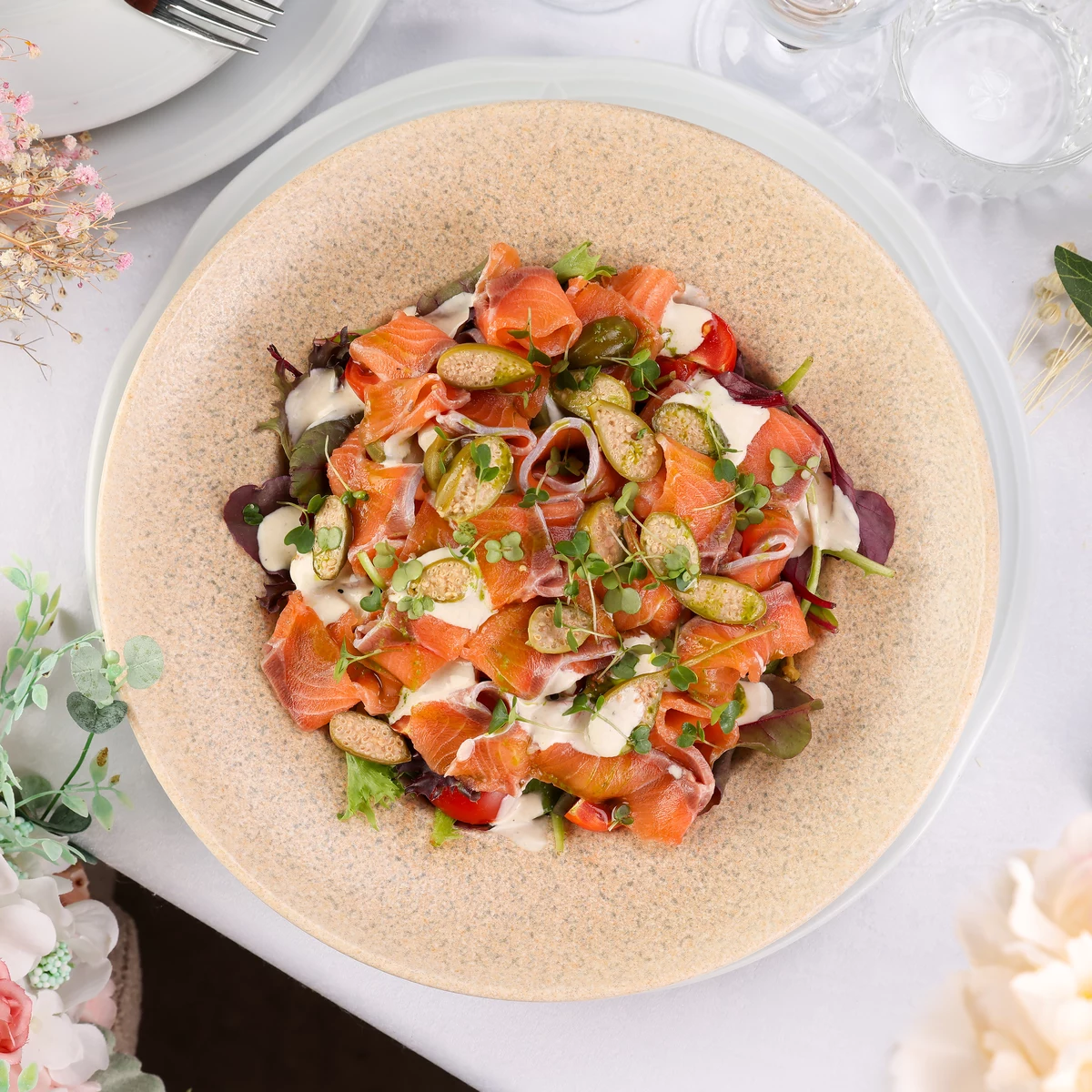 Salata cu somon
